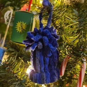 🆕️Mini Crochet Winter Hat Ornament - Blue
